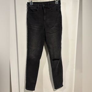 American Eagle | American Eagle Black Hi-Rise Curvy Skinny Jeggings | 6